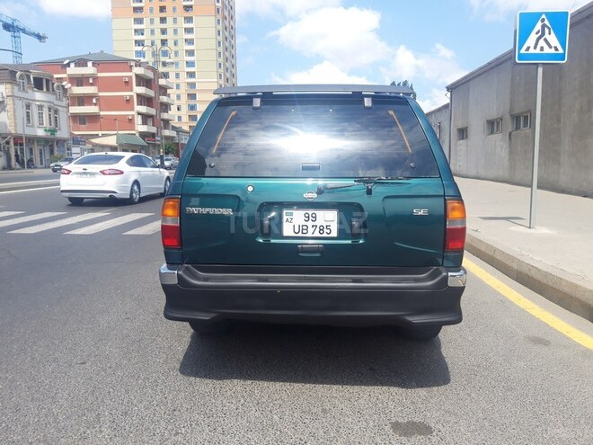Nissan Pathfinder 1997, 210,000 km - 3.3 l - Bakı