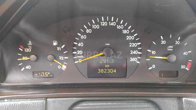 Mercedes E 220 2001, 382,304 km - 2.2 l - Bakı