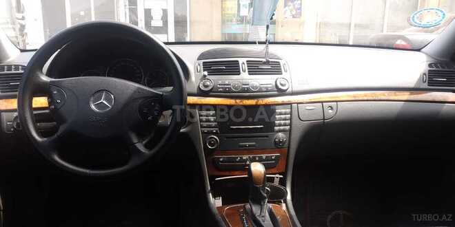 Mercedes E 220 2003, 334,000 km - 2.2 l - Bakı