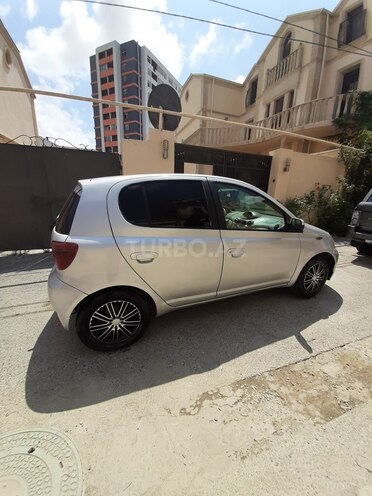 Toyota Vitz 2001, 290,000 km - 1.0 л - Bakı