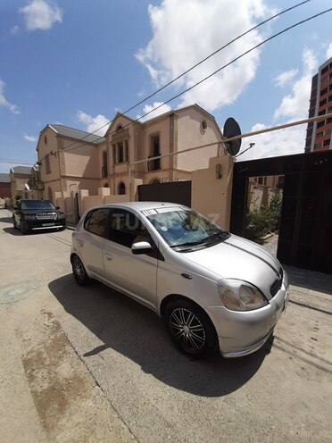 Toyota Vitz 2001, 290,000 km - 1.0 л - Bakı