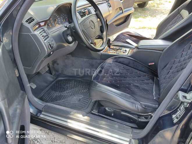 Mercedes E 240 1999, 360,023 km - 2.4 l - Sabirabad