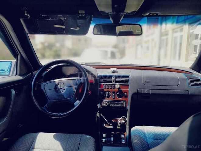 Mercedes C 220 1993, 302,000 km - 2.2 l - Bakı