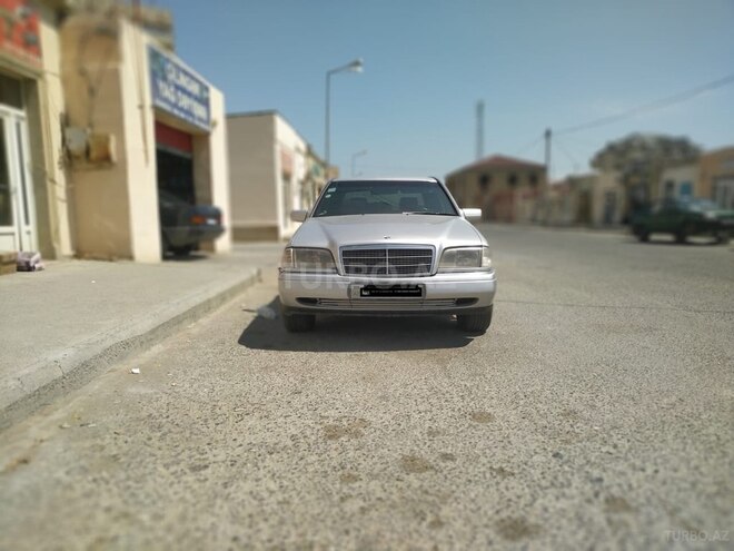 Mercedes C 220 1993, 302,000 km - 2.2 l - Bakı