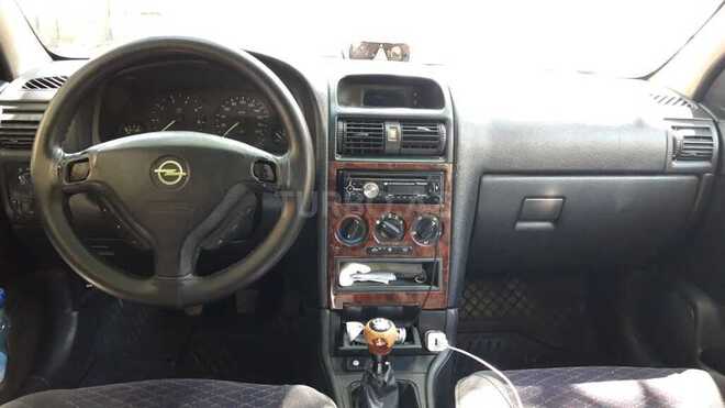 Opel Astra 1998, 200,000 km - 1.6 л - Bakı