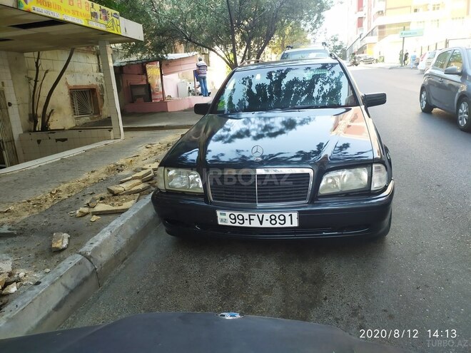 Mercedes C 220 1999, 370,000 km - 2.2 л - Bakı