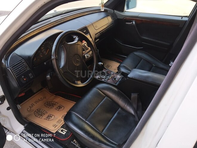 Mercedes C 230 1998, 228,632 km - 2.3 л - Bakı