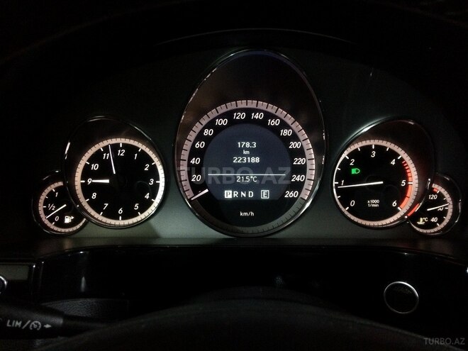 Mercedes E 220 2010, 223,000 km - 2.2 l - Bakı