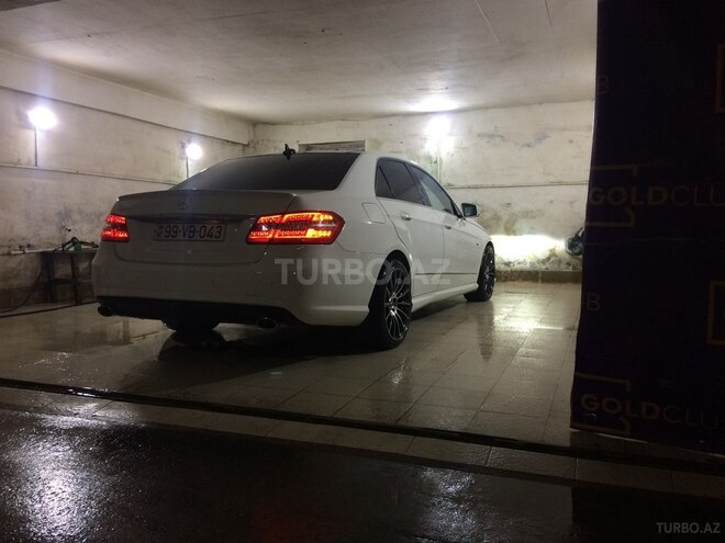 Mercedes E 220 2010, 223,000 km - 2.2 l - Bakı