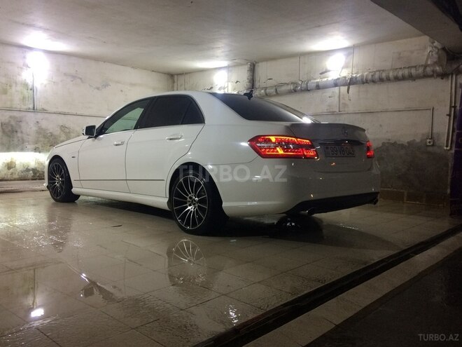 Mercedes E 220 2010, 223,000 km - 2.2 l - Bakı