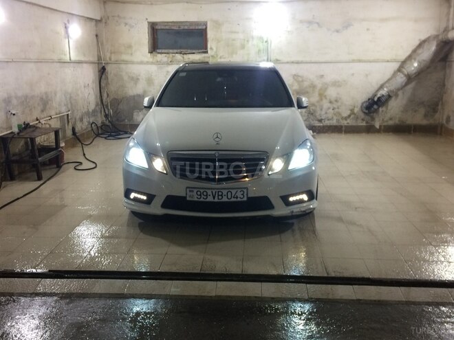 Mercedes E 220 2010, 223,000 km - 2.2 l - Bakı