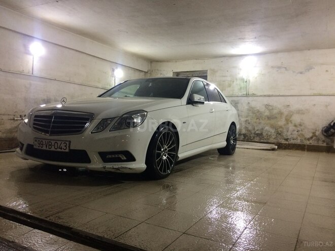Mercedes E 220 2010, 223,000 km - 2.2 l - Bakı
