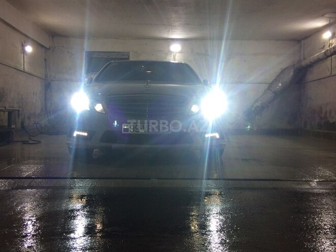 Mercedes E 220 2010, 223,000 km - 2.2 l - Bakı