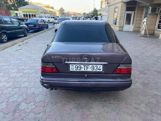 Mercedes E 220 1994, 550,000 km - 2.2 l - Bakı