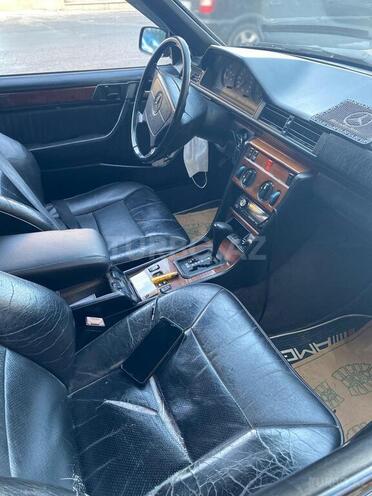 Mercedes E 220 1994, 550,000 km - 2.2 l - Bakı