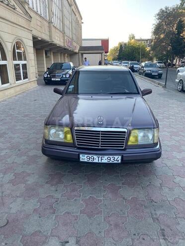 Mercedes E 220 1994, 550,000 km - 2.2 l - Bakı