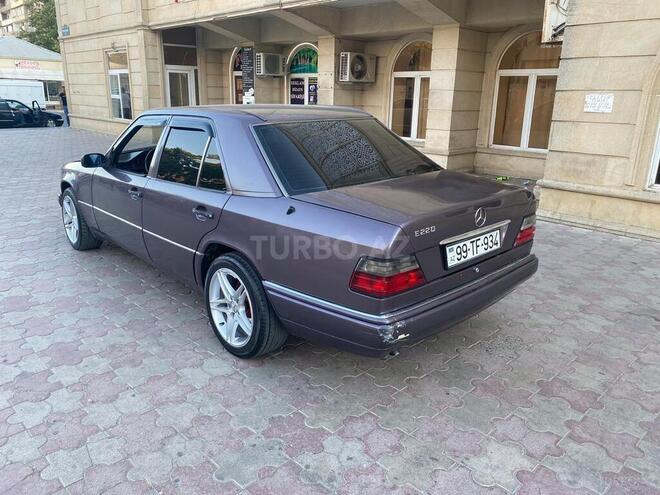 Mercedes E 220 1994, 550,000 km - 2.2 l - Bakı