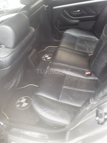 BMW 528 1996, 325,000 km - 2.8 l - Bakı