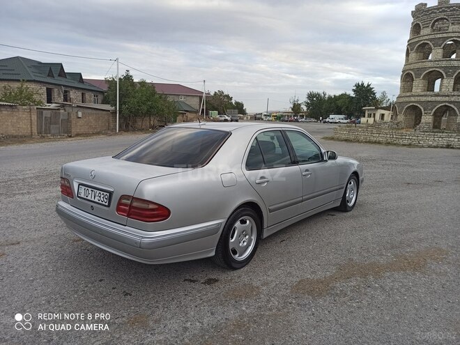 Mercedes E 320 1999, 330,000 km - 3.2 l - Sumqayıt