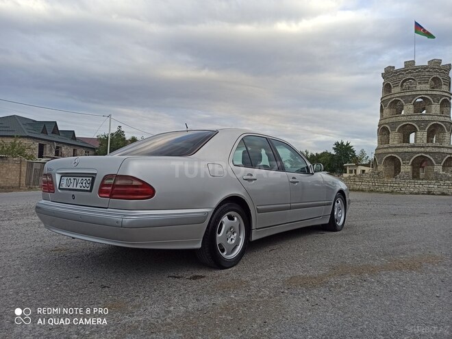 Mercedes E 320 1999, 330,000 km - 3.2 l - Sumqayıt
