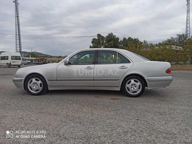 Mercedes E 320 1999, 330,000 km - 3.2 l - Sumqayıt