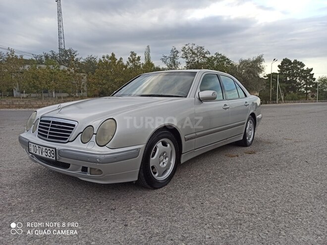 Mercedes E 320 1999, 330,000 km - 3.2 l - Sumqayıt