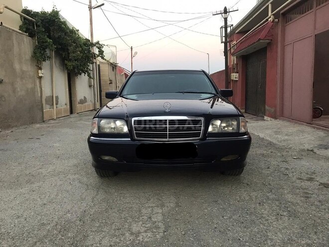 Mercedes C 180 1999, 355,200 km - 1.8 л - Bakı