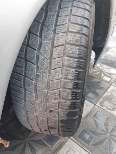 Mercedes E 220 2001, 373,000 km - 2.2 l - Bakı