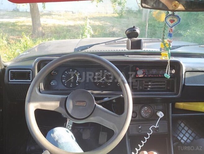 LADA (VAZ) 2107 2011, 98,361 km - 1.5 л - Yevlax