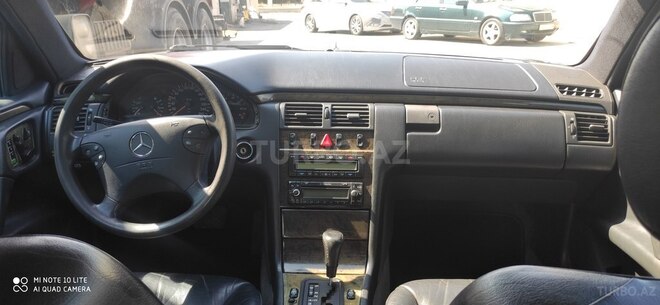 Mercedes E 320 1997, 307,000 km - 3.2 л - Bakı