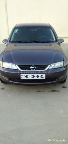 Opel Vectra 1999, 250,000 km - 2.0 л - Gəncə