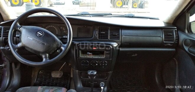 Opel Vectra 1999, 250,000 km - 2.0 л - Gəncə