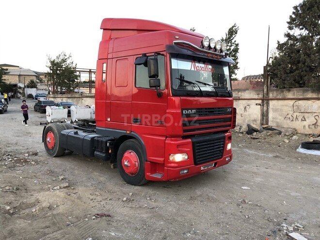 DAF 105 XF 2006, 989,000 km - 12.0 l - Bakı
