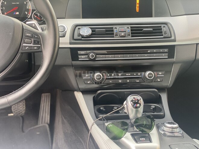 BMW M5 2012, 93,000 km - 4.4 l - Bakı
