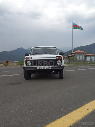 LADA (VAZ) Niva 2008, 195,000 km - 1.7 l - Qax