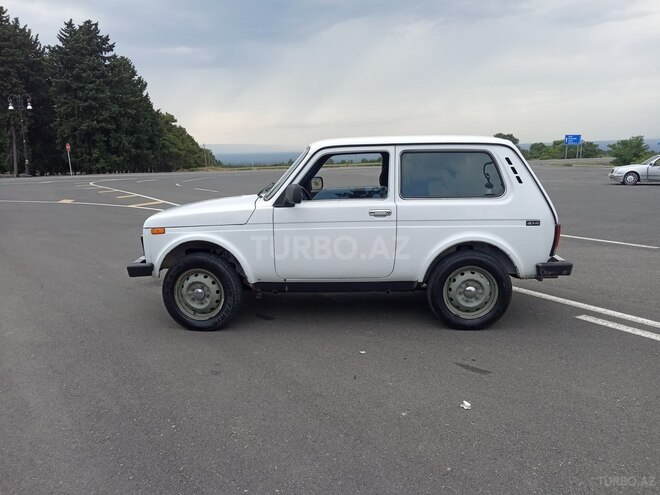 LADA (VAZ) Niva 2008, 195,000 km - 1.7 l - Qax
