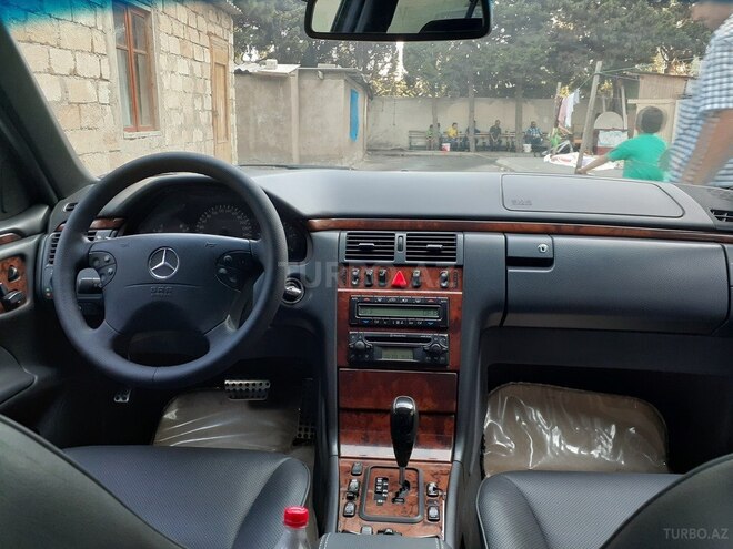 Mercedes E 320 2000, 340,000 km - 3.2 l - Bərdə