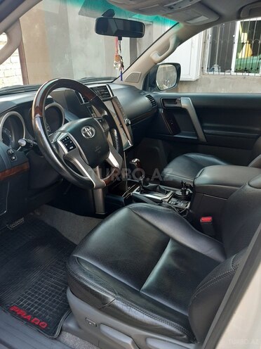 Toyota Prado 2010, 140,000 km - 2.7 l - Bakı