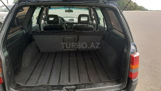 Opel Vectra 1994, 397,205 km - 1.6 l - Qax