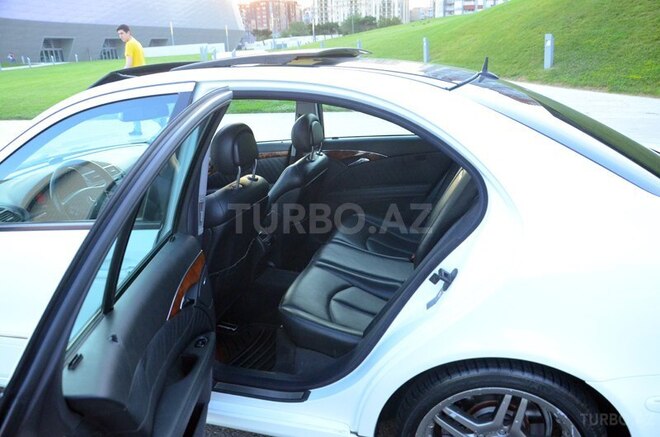 Mercedes E 240 2002, 248,912 km - 2.6 l - Bakı