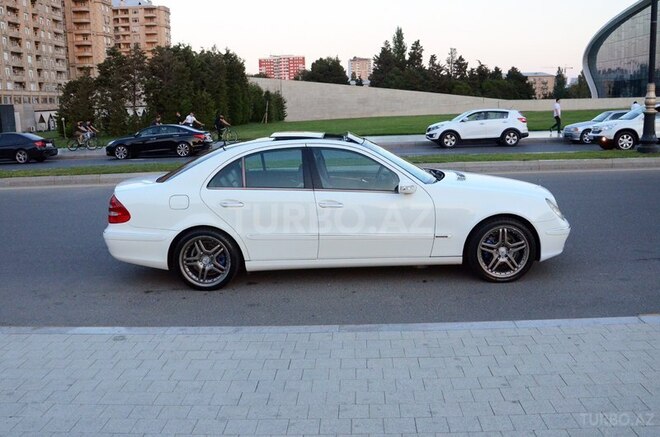 Mercedes E 240 2002, 248,912 km - 2.6 l - Bakı