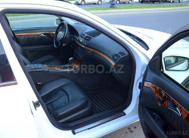 Mercedes E 240 2002, 248,912 km - 2.6 l - Bakı