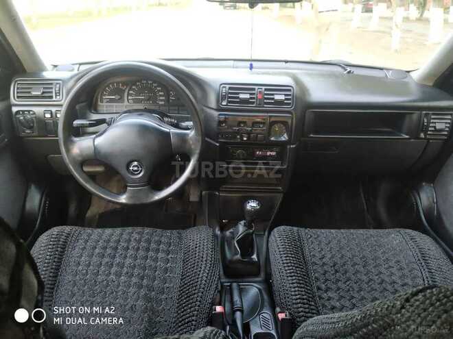 Opel Vectra 1990, 656,888 km - 2.0 l - Sumqayıt