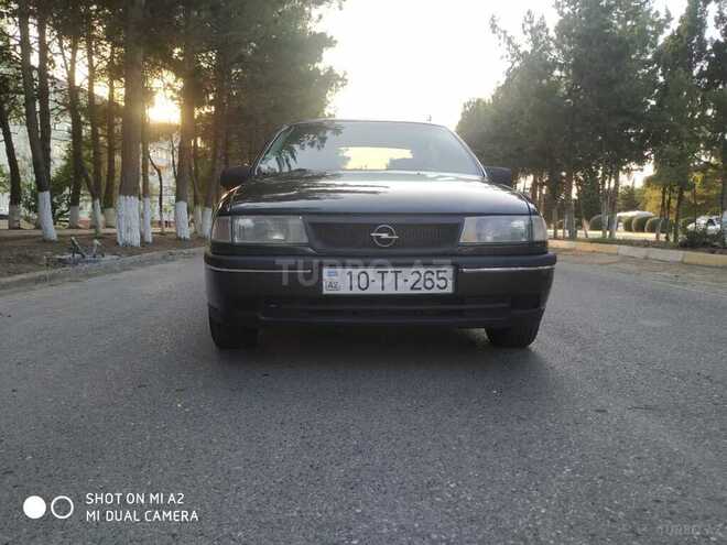 Opel Vectra 1990, 656,888 km - 2.0 l - Sumqayıt