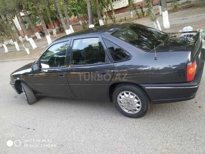 Opel Vectra 1990, 656,888 km - 2.0 l - Sumqayıt