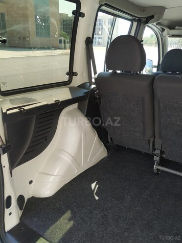 Fiat Doblo 2010, 142,000 km - 1.4 l - Bakı