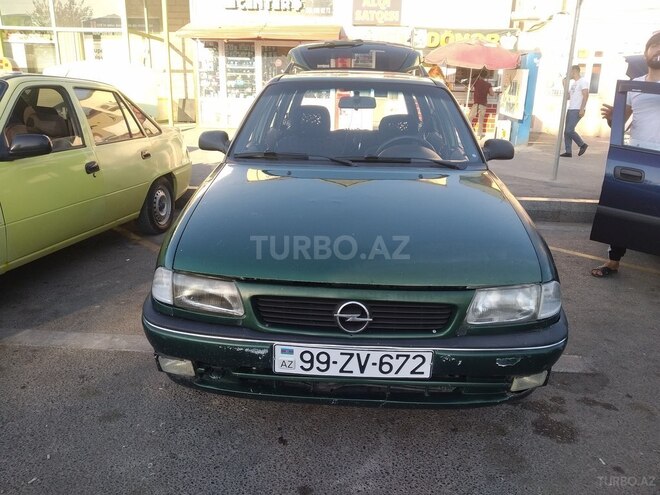 Opel Astra 1997, 233,800 km - 1.6 l - Bakı