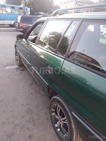 Opel Astra 1997, 233,800 km - 1.6 l - Bakı
