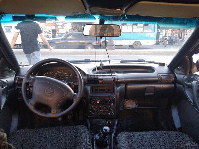 Opel Astra 1997, 233,800 km - 1.6 l - Bakı