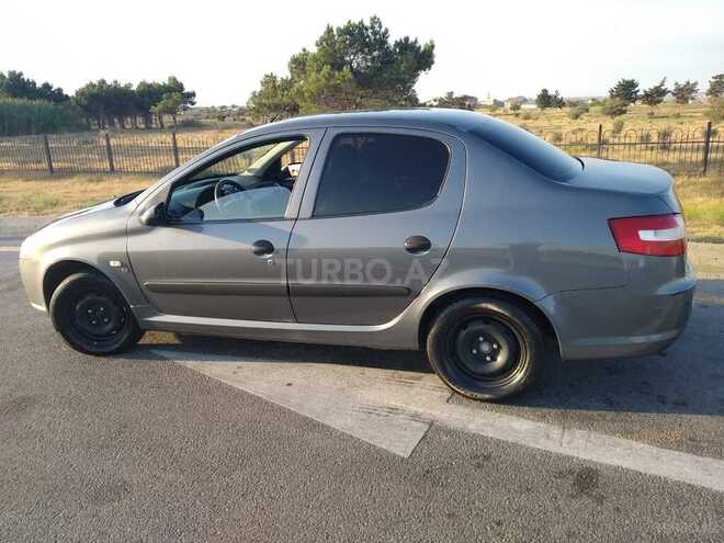 Iran Khodro Runna 2014, 180,000 km - 1.6 л - Bakı
